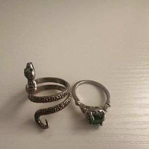 Silver Snake Wrap Ring and Green Stone Solitaire Ring - Pets Reptile Accessory